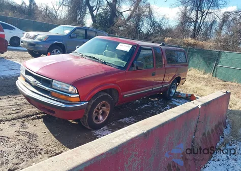 2003 Chevrolet S-10 Ls z USA, uszkodzony, nr VIN 1GCCS19X238234532